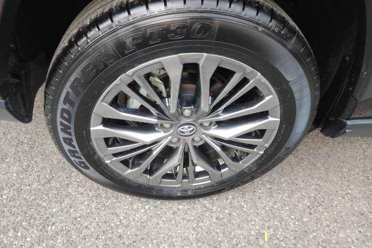 Used Toyota Wildlander 2023 2.0L CVT Four-Wheel Drive Luxury PLUS Edition Right Rear Wheel Hub