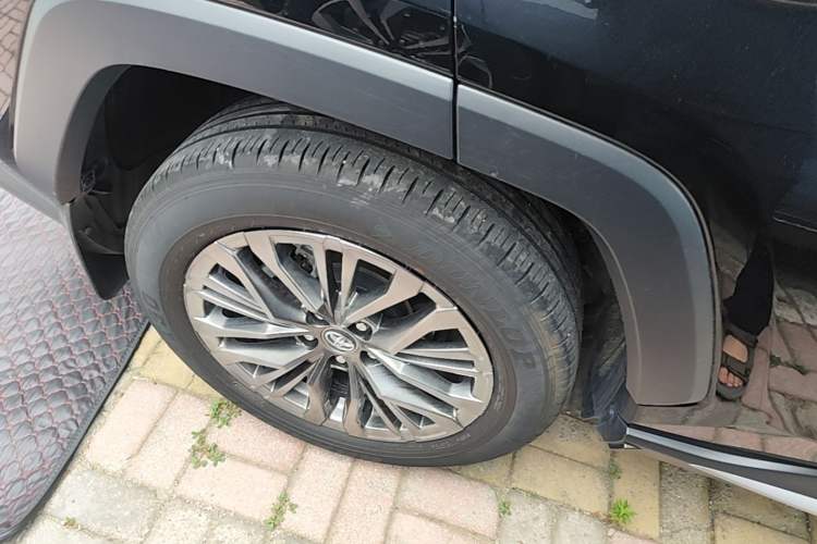 Used Toyota Wildlander 2023 2.0L CVT Two-Wheel Drive Luxury PLUS Edition Right Rear Wheel Hub