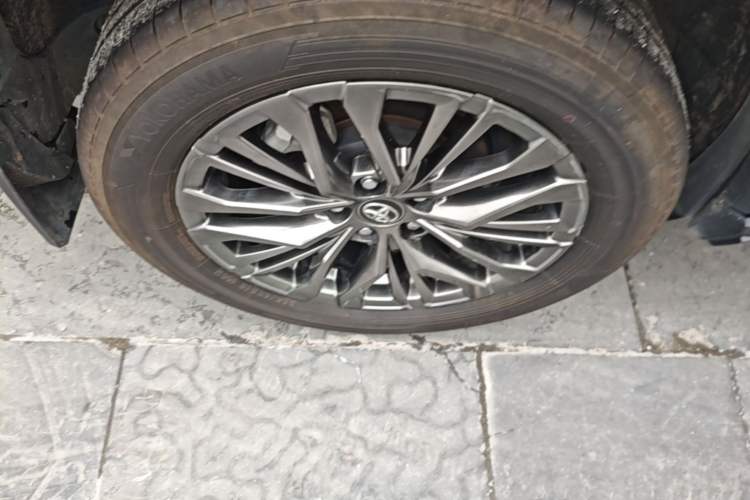Used Toyota Wildlander 2023 2.0L CVT Four-Wheel Drive Luxury PLUS Edition Right Rear Wheel Hub