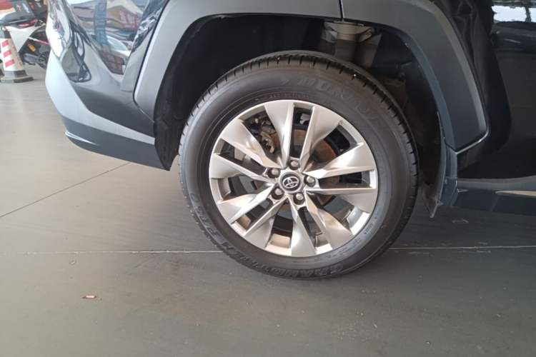 Used Toyota Wildlander 2023 2.0L CVT Two-Wheel Drive Leading Edition Right Rear Wheel Hub