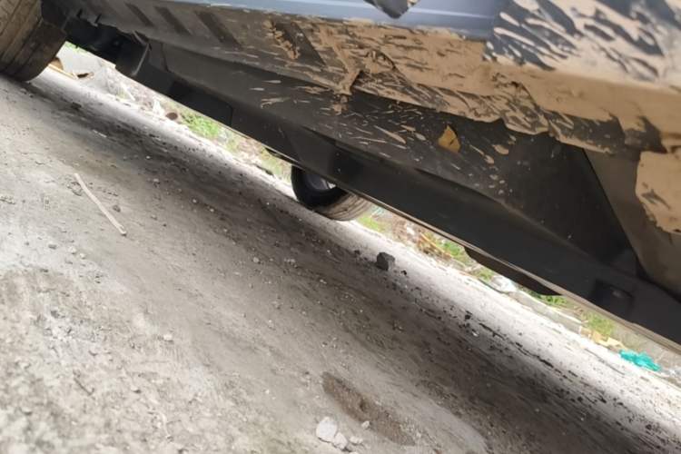 Used Toyota Wildlander 2023 2.0L CVT Two-Wheel Drive Luxury PLUS Edition Right Side Sill