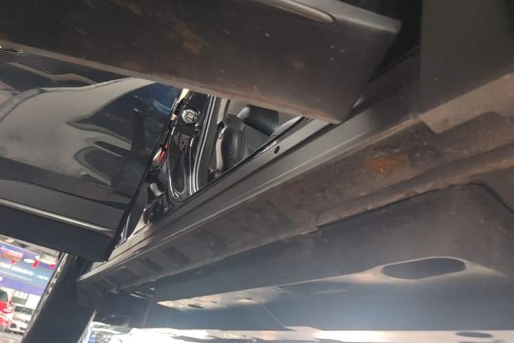 Used Toyota Wildlander 2023 2.0L CVT Two-Wheel Drive Leading Edition Right Side Sill