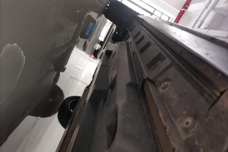 Used Toyota Wildlander 2023 2.0L CVT Two-Wheel Drive Prestige Version Right Side Sill