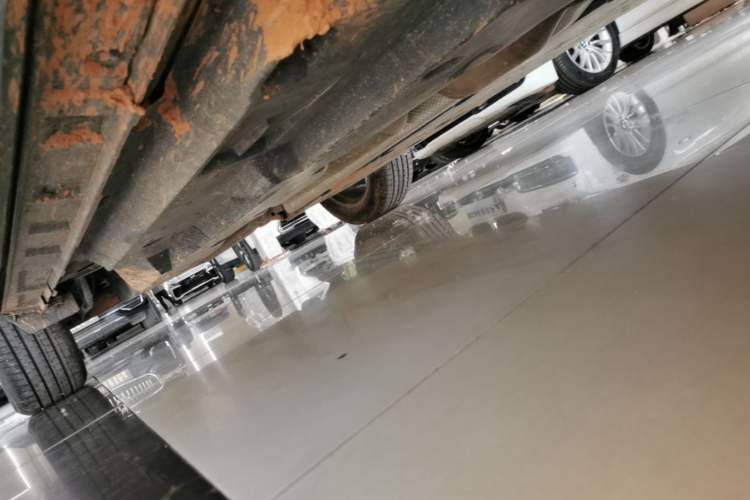 Used Toyota Wildlander 2023 2.0L CVT Two-Wheel Drive Luxury PLUS Edition Right Side Sill