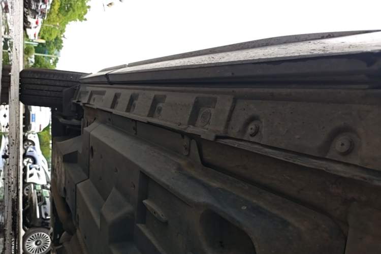 Used Toyota Wildlander 2023 2.0L CVT Four-Wheel Drive Luxury PLUS Edition Right Side Sill