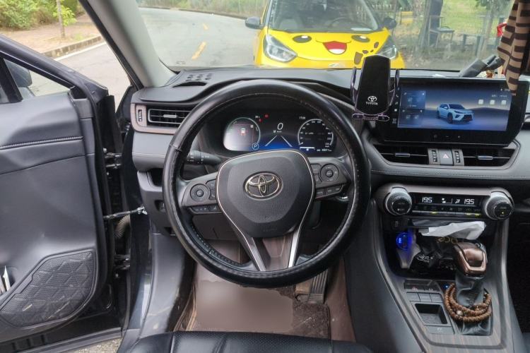 Used Toyota Wildlander 2023 Dual-Motor 2.5L E-CVT Two-Wheel Drive Luxury PLUS Edition Steering Wheel