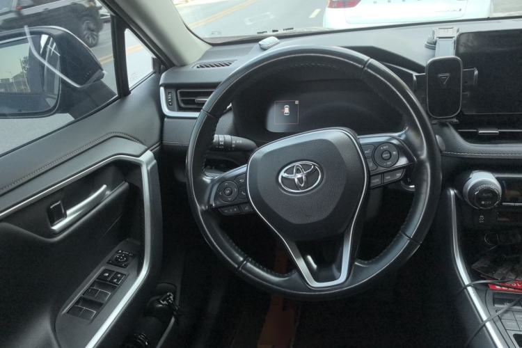 Used Toyota Wildlander 2023 2.0L CVT Four-Wheel Drive Luxury PLUS Edition Steering Wheel