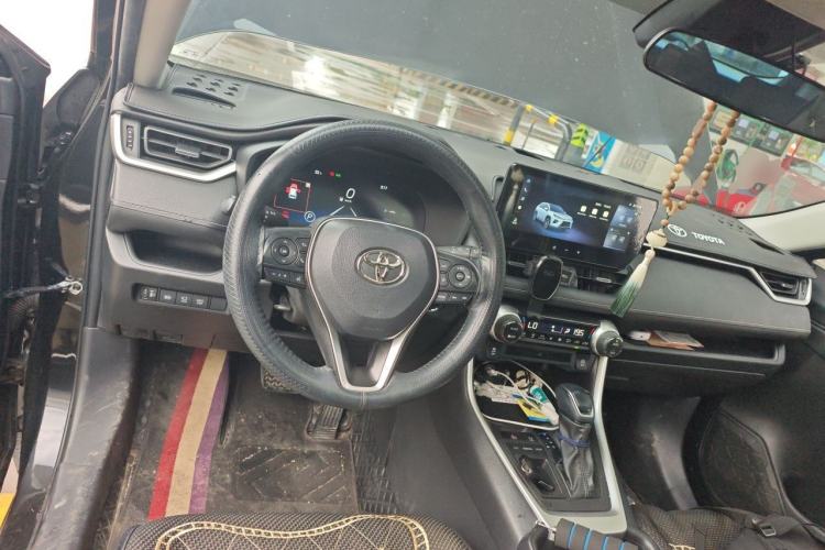 Used Toyota Wildlander 2023 2.0L CVT Two-Wheel Drive Luxury PLUS Edition Steering Wheel