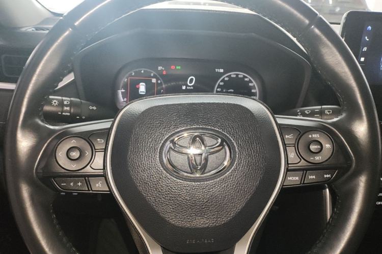 Used Toyota Wildlander 2023 2.0L CVT Two-Wheel Drive Luxury PLUS Edition Steering Wheel