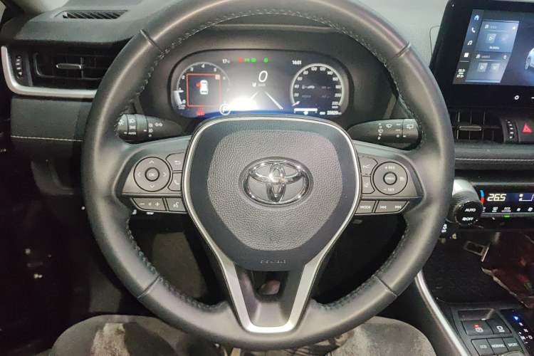 Used Toyota Wildlander 2023 2.0L CVT Two-Wheel Drive Luxury PLUS Edition Steering Wheel