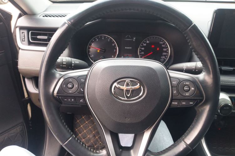 Used Toyota Wildlander 2023 2.0L CVT Two-Wheel Drive Urban Edition Steering Wheel