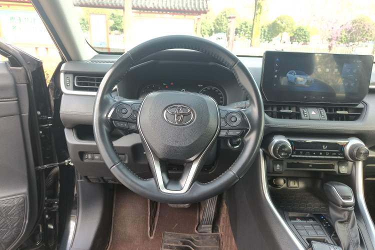 Used Toyota Wildlander 2023 2.0L CVT Four-Wheel Drive Luxury PLUS Edition Steering Wheel