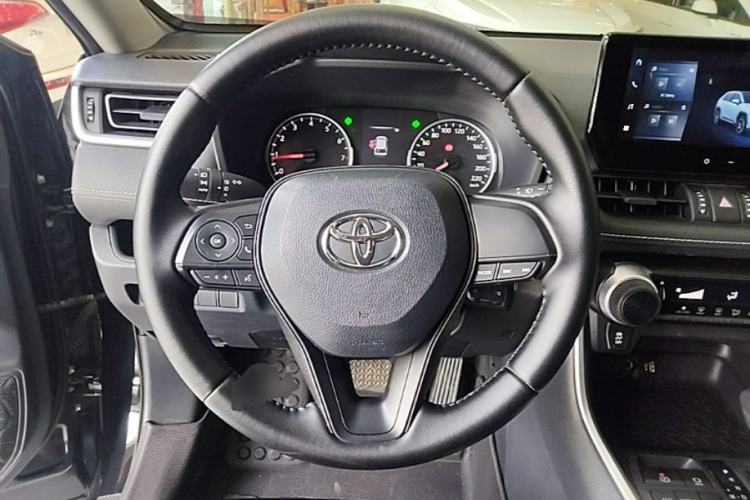 Used Toyota Wildlander 2023 2.0L CVT Two-Wheel Drive Leading Edition Steering Wheel