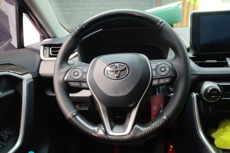 Used Toyota Wildlander 2023 2.0L CVT Two-Wheel Drive Luxury PLUS Edition Steering Wheel