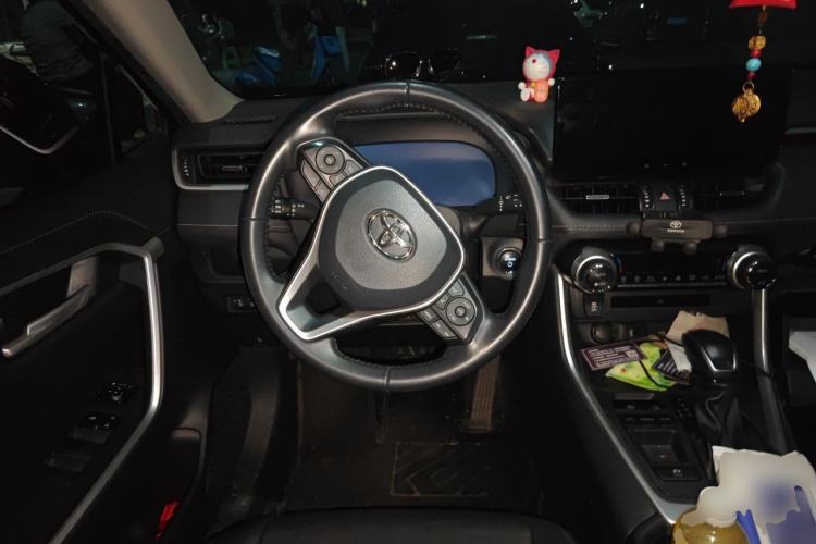 Used Toyota Wildlander 2023 Dual-Motor 2.5L E-CVT Two-Wheel Drive Luxury PLUS Edition Steering Wheel