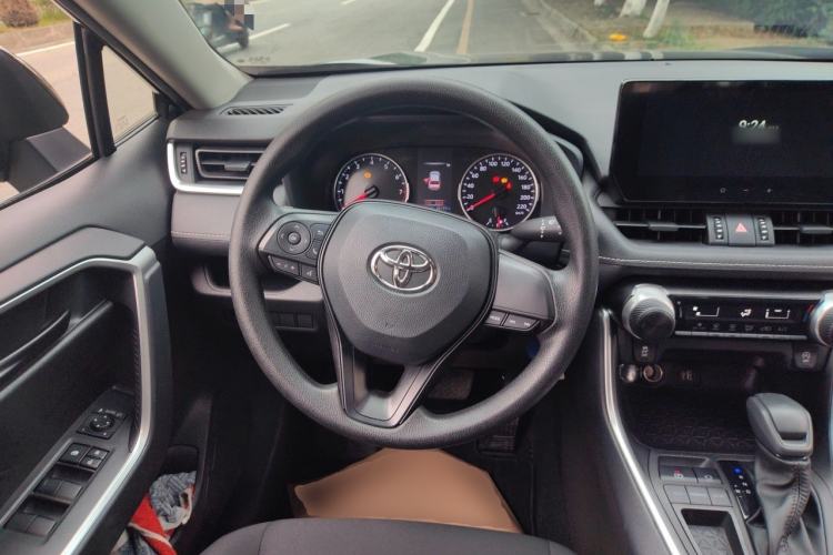 Used Toyota Wildlander 2023 2.0L CVT Two-Wheel Drive Leading Edition Steering Wheel