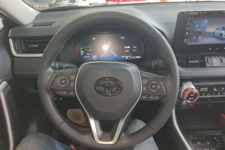 Used Toyota Wildlander 2023 2.0L CVT Two-Wheel Drive Luxury PLUS Edition Steering Wheel
