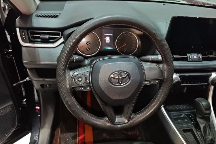 Used Toyota Wildlander 2023 2.0L CVT Two-Wheel Drive Leading Edition Steering Wheel