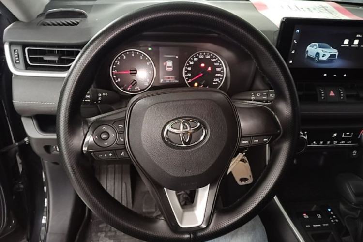 Used Toyota Wildlander 2023 2.0L CVT Two-Wheel Drive Leading Edition Steering Wheel