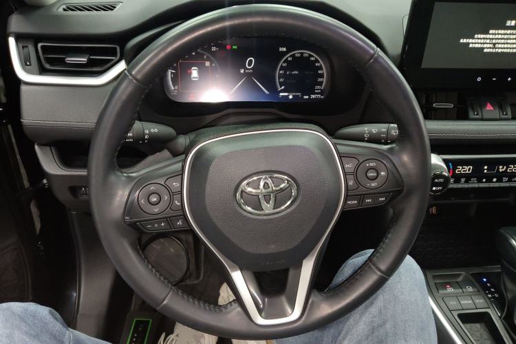 Used Toyota Wildlander 2023 2.0L CVT Two-Wheel Drive Luxury PLUS Edition Steering Wheel