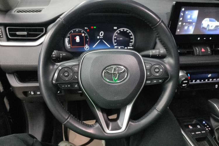Used Toyota Wildlander 2023 2.0L CVT Two-Wheel Drive Luxury PLUS Edition Steering Wheel