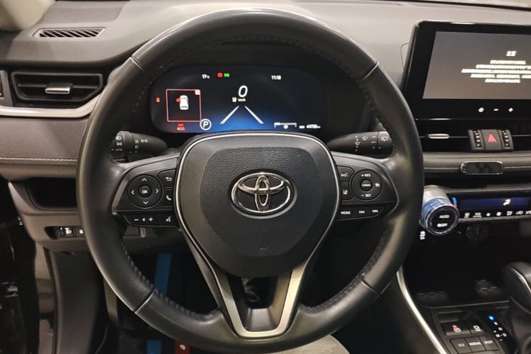 Used Toyota Wildlander 2023 2.0L CVT Two-Wheel Drive Luxury PLUS Edition Steering Wheel