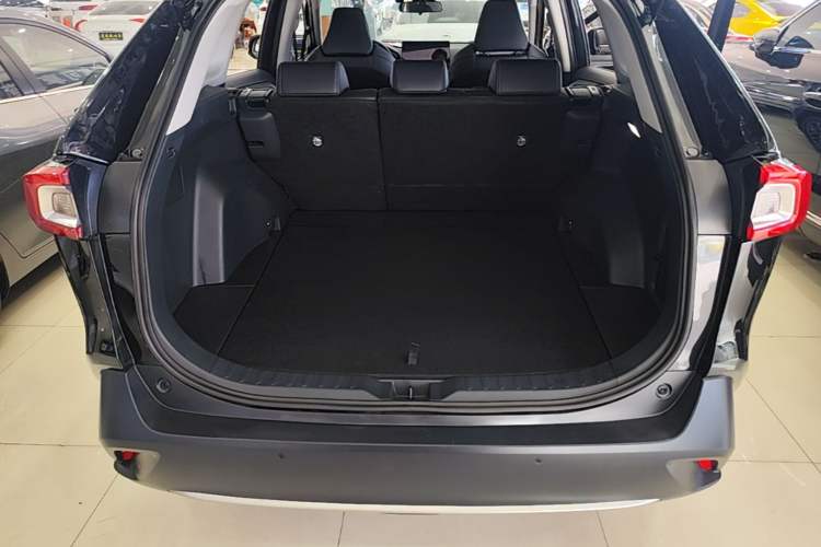 Used Toyota Wildlander 2023 2.0L CVT Two-Wheel Drive Luxury PLUS Edition Trunk