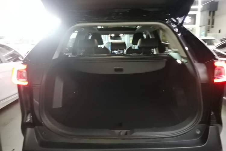 Used Toyota Wildlander 2023 2.0L CVT Two-Wheel Drive Luxury PLUS Edition Trunk