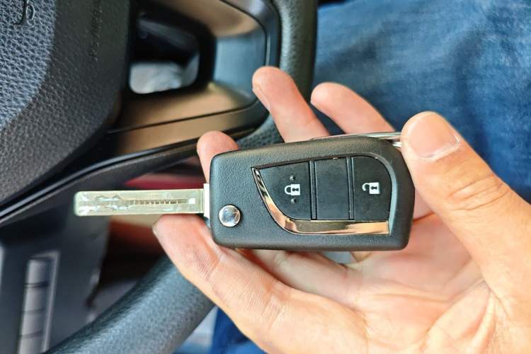 Used Toyota Wildlander 2023 2.0L CVT Two-Wheel Drive Leading Edition Vehicle Key