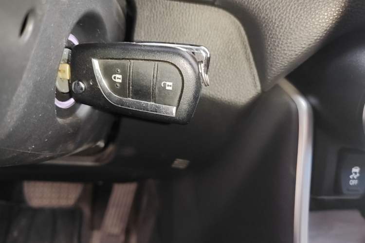 Used Toyota Wildlander 2023 2.0L CVT Two-Wheel Drive Leading Edition Vehicle Key