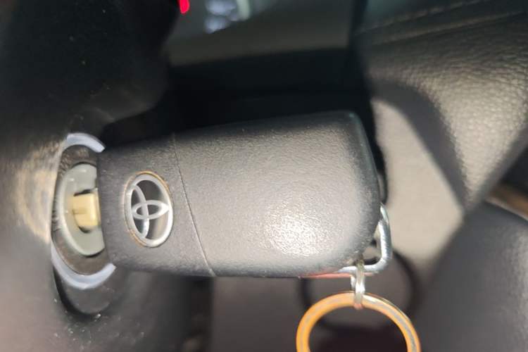 Used Toyota Wildlander 2023 2.0L CVT Two-Wheel Drive Leading Edition Vehicle Key