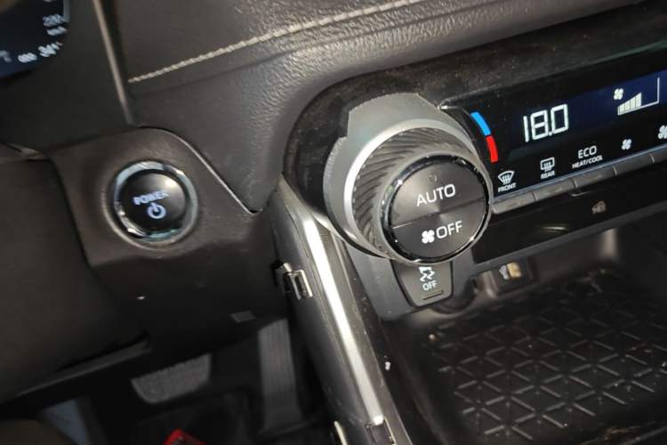 Used Toyota Wildlander 2023 Dual-Motor 2.5L E-CVT Two-Wheel Drive Luxury PLUS Edition Vehicle Key