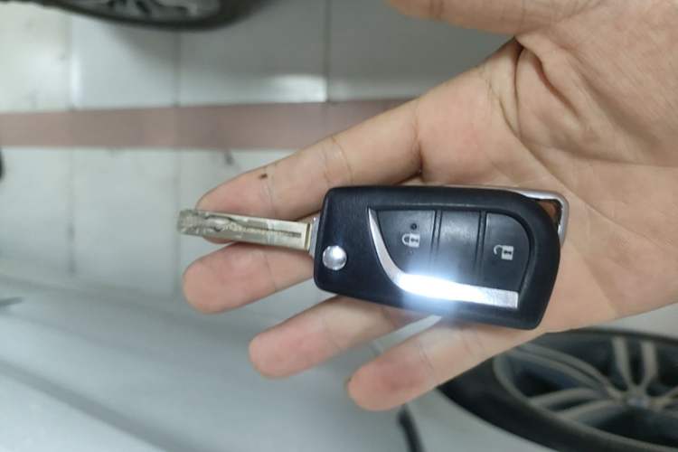 Used Toyota Wildlander 2023 2.0L CVT Two-Wheel Drive Leading Edition Vehicle Key