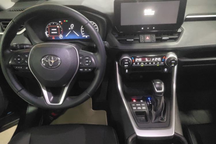 Used Toyota Wildlander 2023 2.0L CVT Four-Wheel Drive Luxury PLUS Edition Audio And AC Panel
