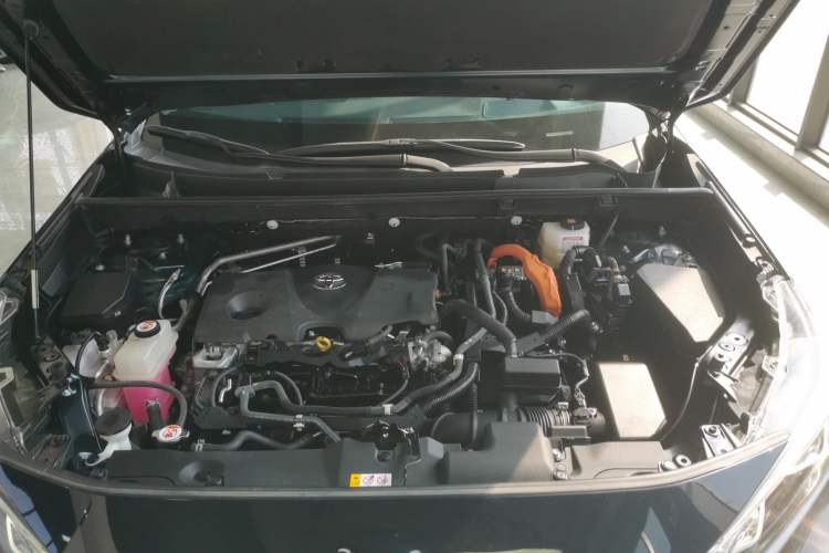 Used Toyota Wildlander 2023 Dual-Motor 2.5L E-CVT Four-Wheel Drive Prestige Edition Engine Bay