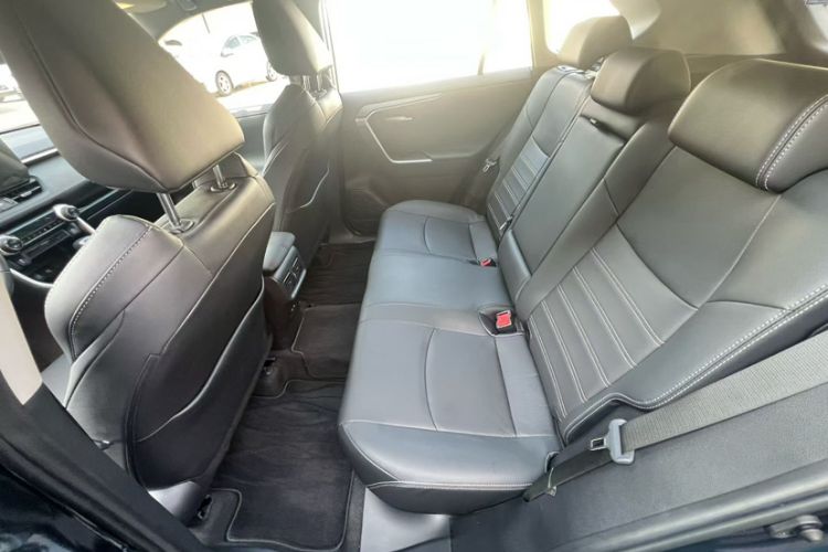Used Toyota Wildlander 2023 2.0L CVT Four-Wheel Drive Luxury PLUS Edition Exterior 4
