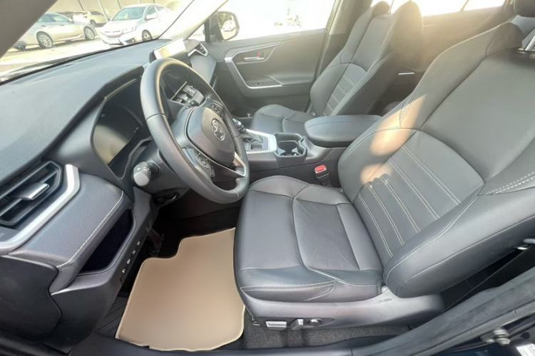 Used Toyota Wildlander 2023 2.0L CVT Four-Wheel Drive Luxury PLUS Edition Exterior 6