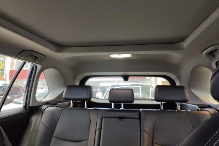Used Toyota Wildlander 2023 Dual-Motor 2.5L E-CVT Four-Wheel Drive Prestige Edition Headliner