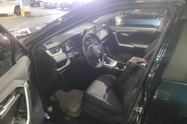 Used Toyota Wildlander 2023 2.0L CVT Four-Wheel Drive Luxury PLUS Edition Left Front Seat