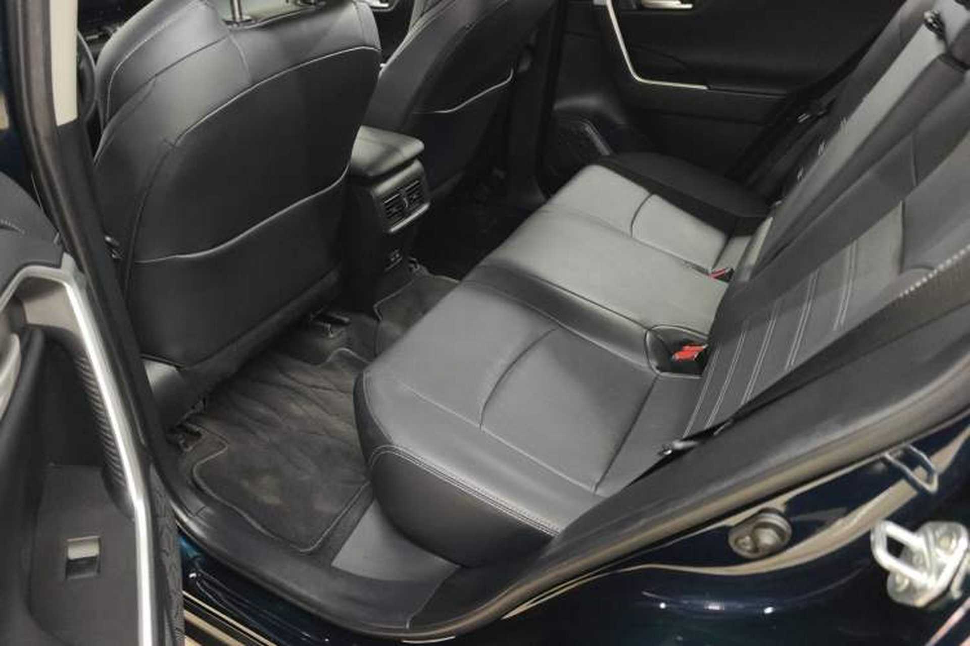 Used Toyota Wildlander 2023 2.0L CVT Four-Wheel Drive Luxury PLUS Edition Left Rear Seat