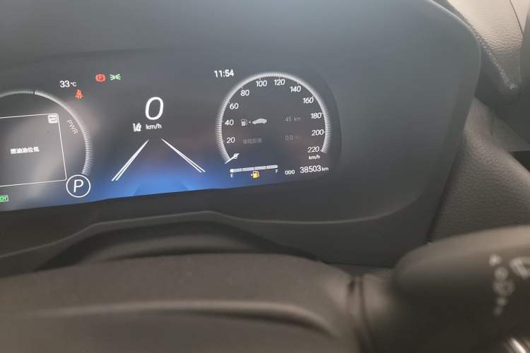 Used Toyota Wildlander 2023 Dual-Motor 2.5L E-CVT Four-Wheel Drive Prestige Edition Odometer Close Up