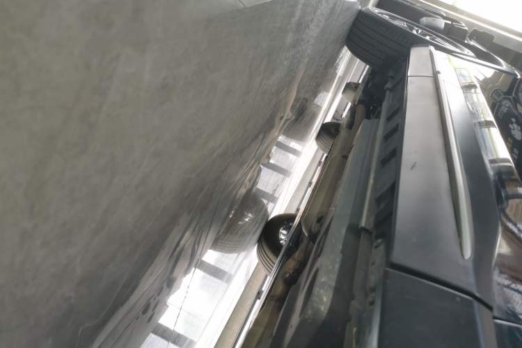 Used Toyota Wildlander 2023 Dual-Motor 2.5L E-CVT Four-Wheel Drive Prestige Edition Right Side Sill