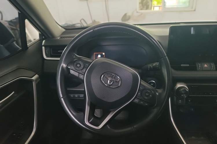 Used Toyota Wildlander 2023 Dual-Motor 2.5L E-CVT Four-Wheel Drive Prestige Edition Steering Wheel
