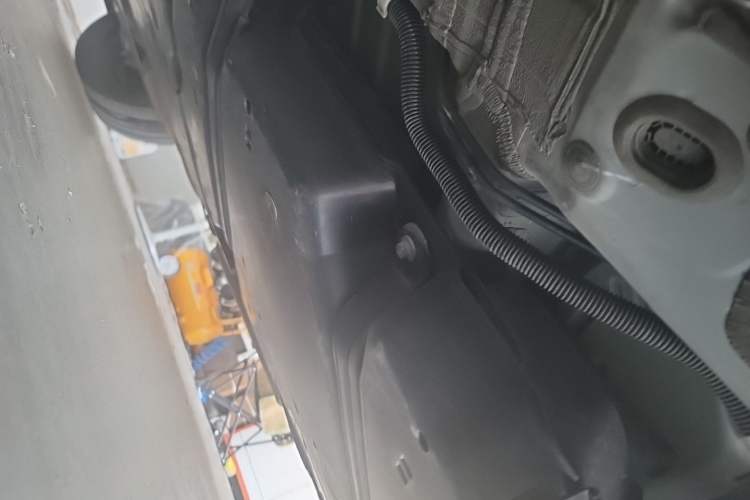 Used Toyota Wildlander 2023 Dual-Motor 2.5L E-CVT Four-Wheel Drive Prestige Edition Chassis Rear Left