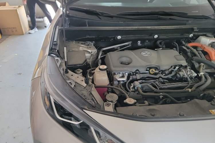 Used Toyota Wildlander 2023 Dual-Motor 2.5L E-CVT Four-Wheel Drive Prestige Edition Engine Bay Right