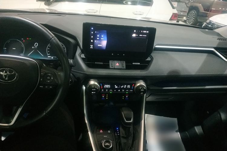 Used Toyota Wildlander 2023 Dual-Motor 2.5L E-CVT Four-Wheel Drive Prestige Edition Interior 2