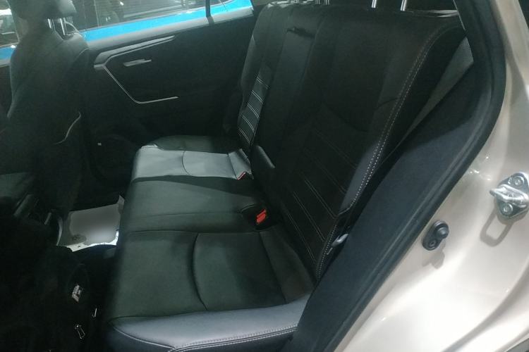 Used Toyota Wildlander 2023 Dual-Motor 2.5L E-CVT Four-Wheel Drive Prestige Edition Interior 4