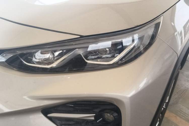 Used Toyota Wildlander 2023 2.0L CVT Four-Wheel Drive Luxury PLUS Edition Left Front Headlight