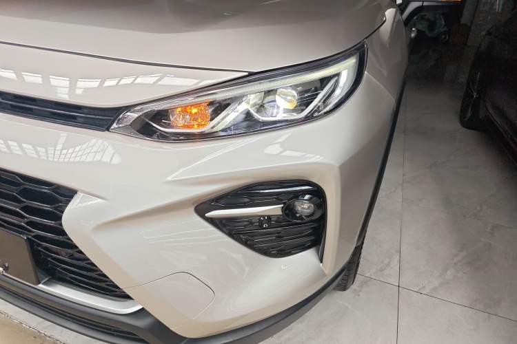 Used Toyota Wildlander 2023 2.0L CVT Four-Wheel Drive Luxury PLUS Edition Left Front Headlight