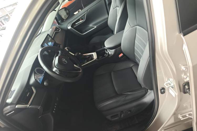 Used Toyota Wildlander 2023 2.0L CVT Four-Wheel Drive Luxury PLUS Edition Left Front Seat